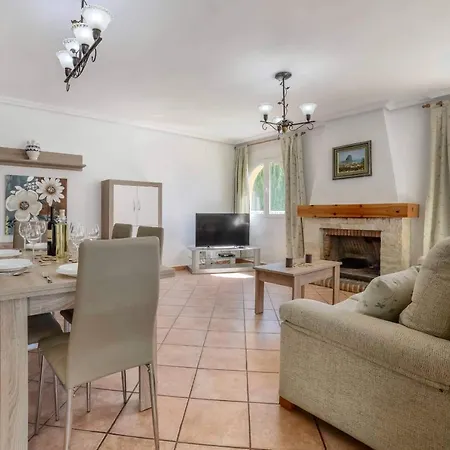 Βίλα Alaska - Plusholidays