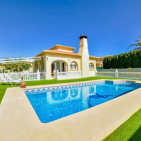 Villa Alaska - Plusholidays *