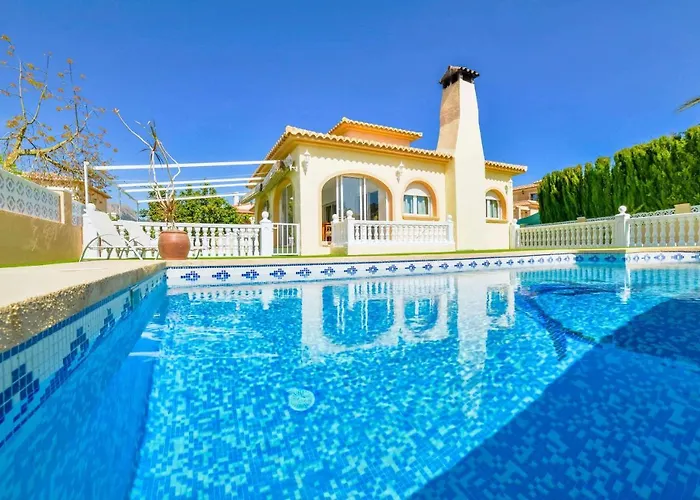 Villa Alaska - Plusholidays *